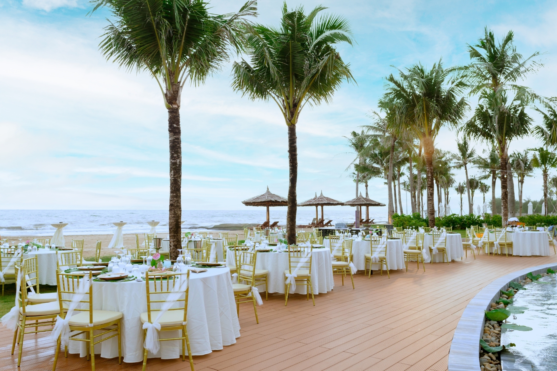 Pool deck set up gala